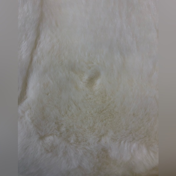 Vintage Braetan Faux Fur Coat in Bone Women’s Medium - Picture 9 of 9